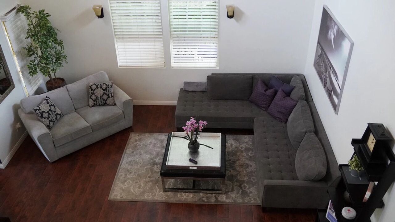 Photo of Livingroom in Northridge