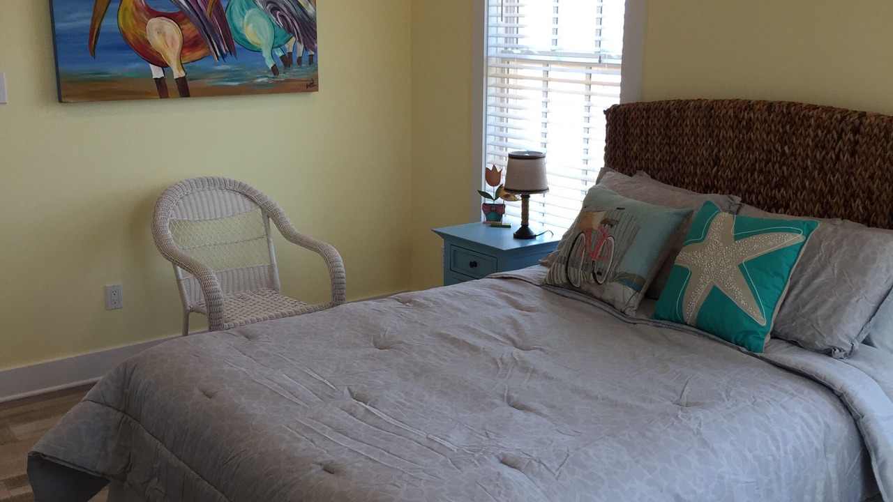 Photo of Bedroom in Ocean Springs