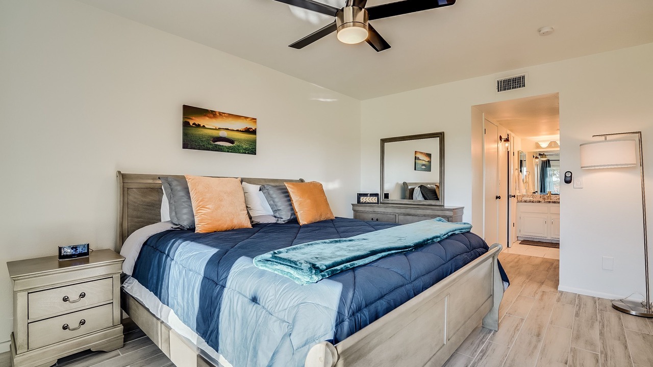 Photo of Bedroom in Entertainment District