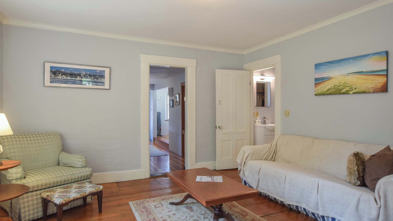 Photo of Livingroom in Wellfleet