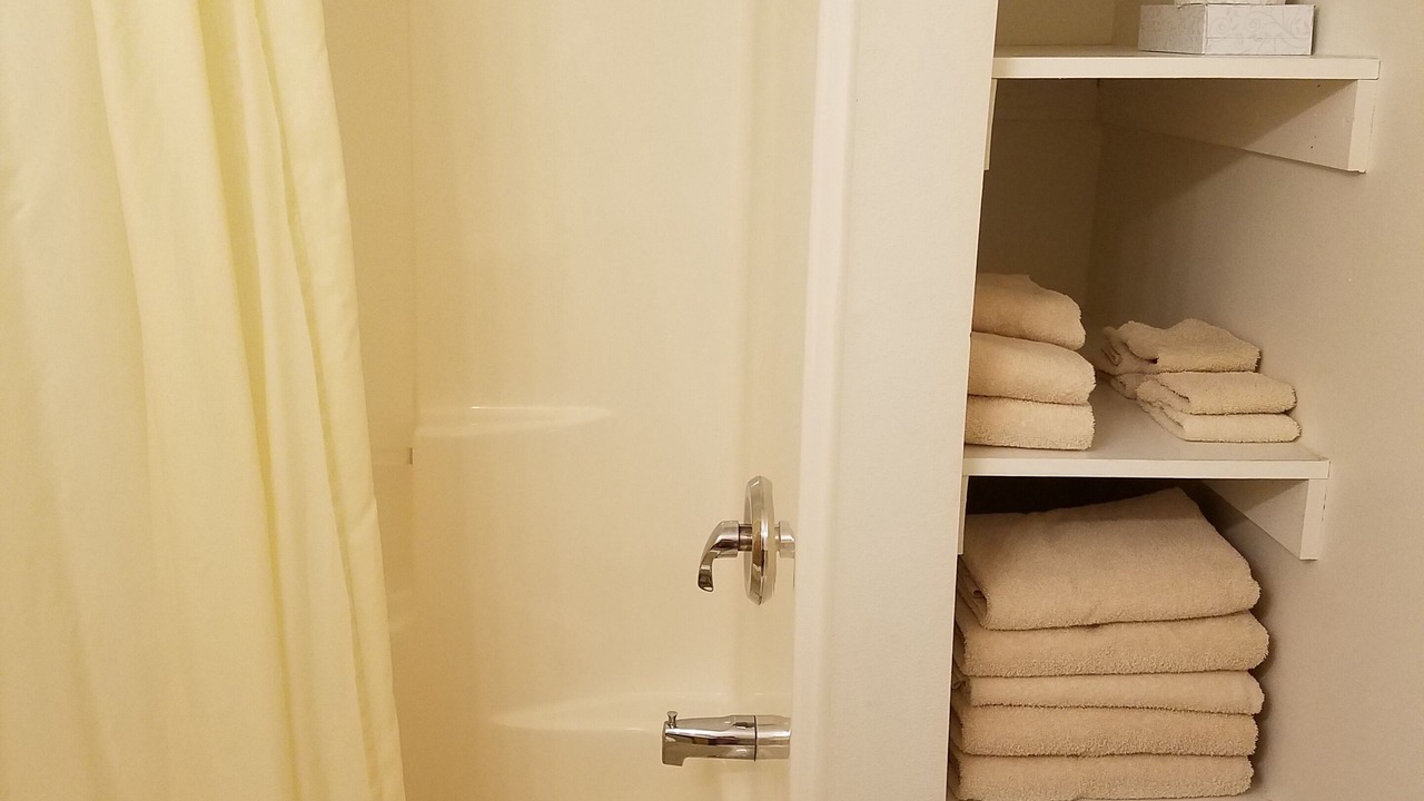 Photo of Bathroom in Isle