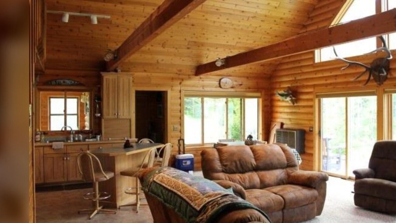 Photo of Livingroom in Two Harbors