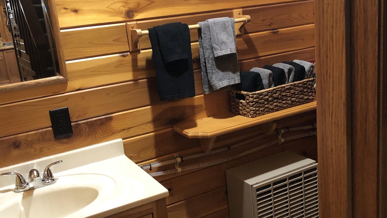 Photo of Bathroom in Two Harbors