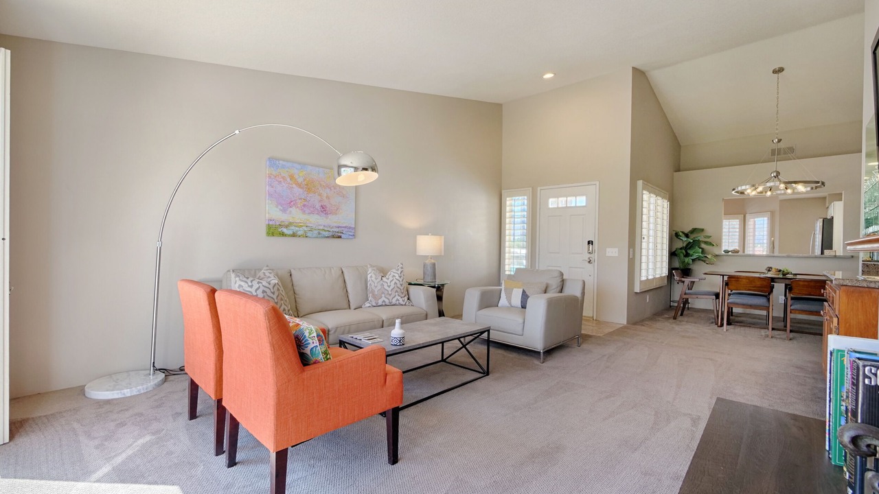 Photo of Livingroom in Palm Desert
