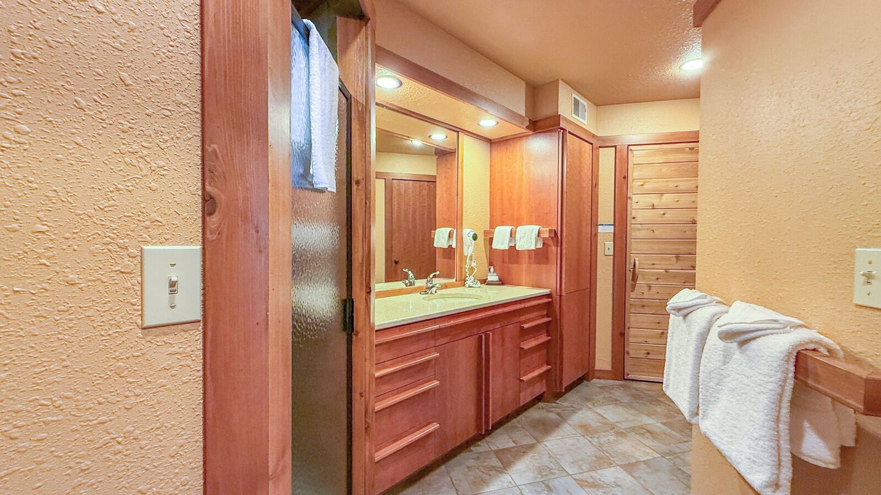 Photo of Bathroom in Grand Marais