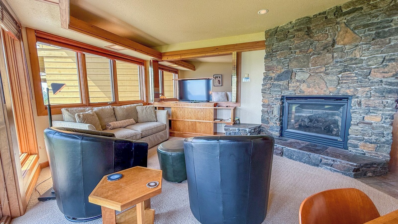 Photo of Bedroom in Grand Marais