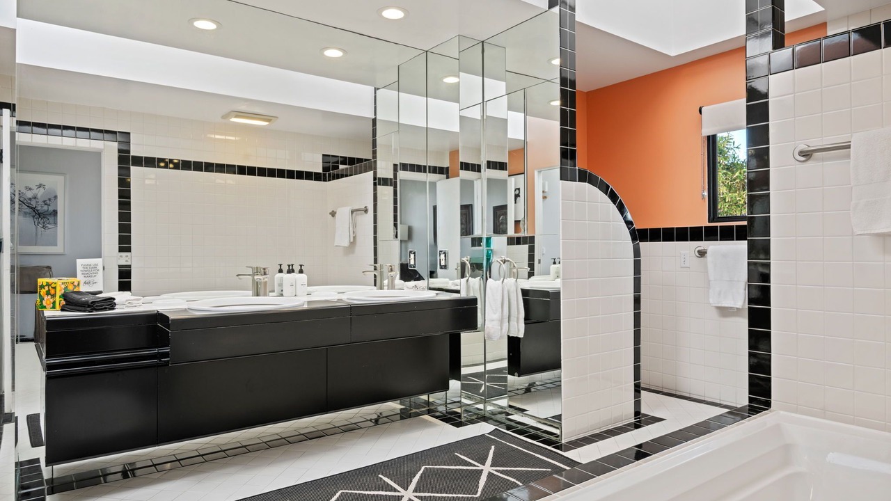 Photo of Bathroom in Padaro Lane