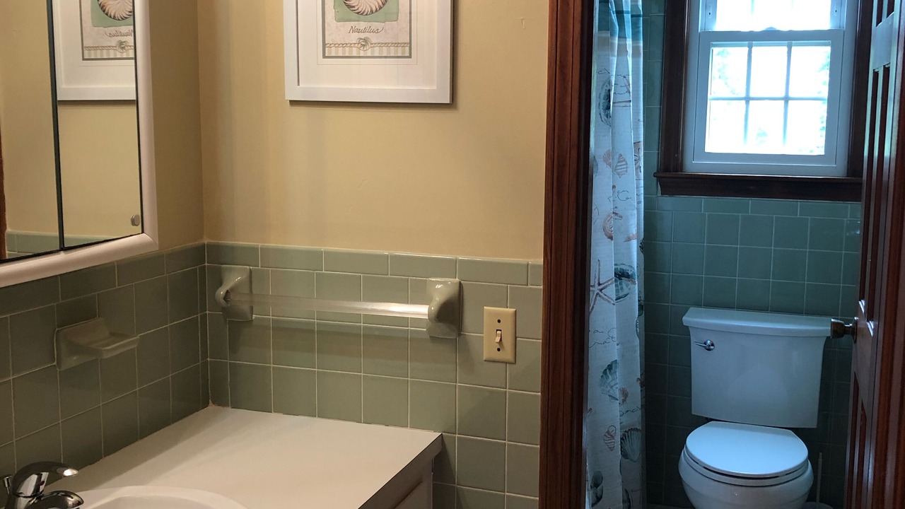 Photo of Bedroom in Dennis
