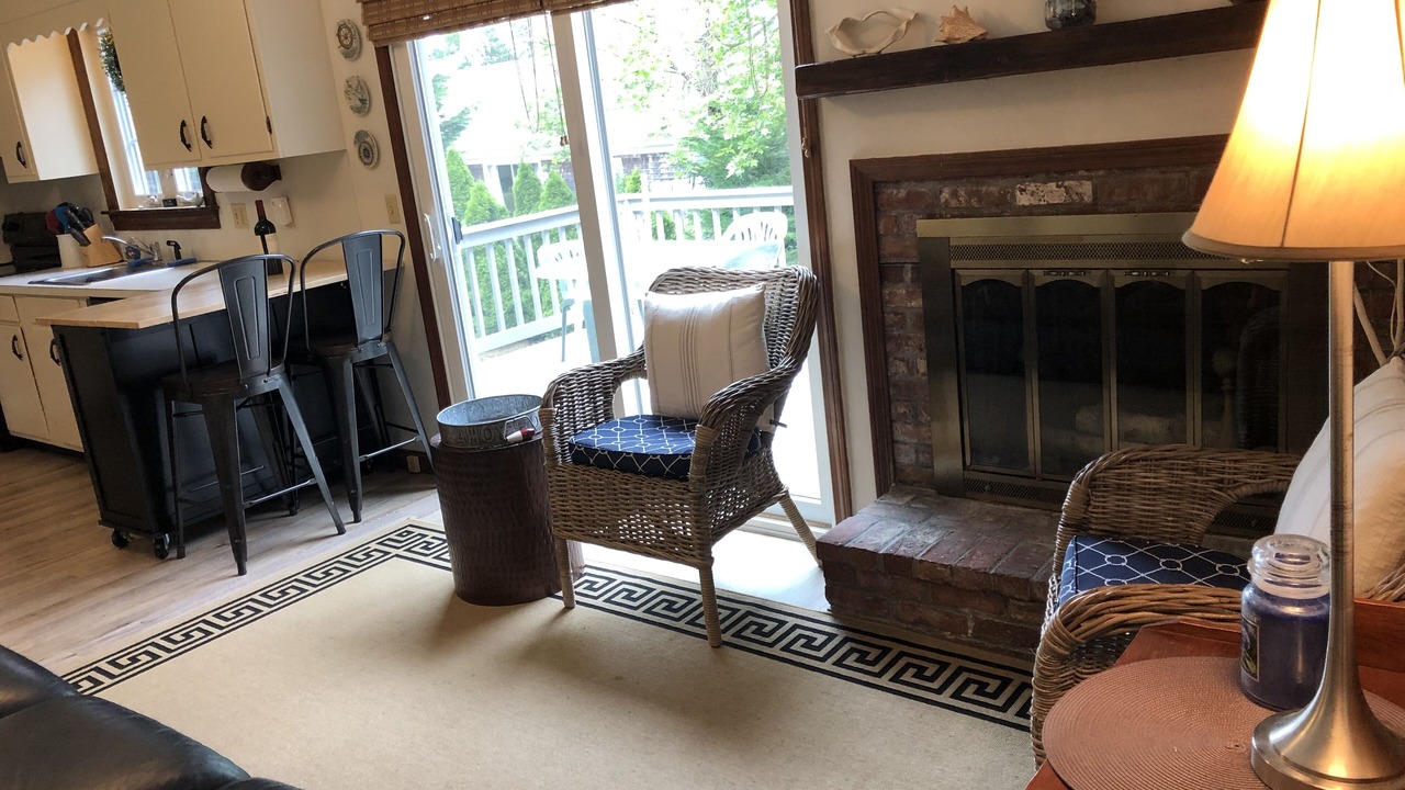 Photo of Livingroom in Dennis