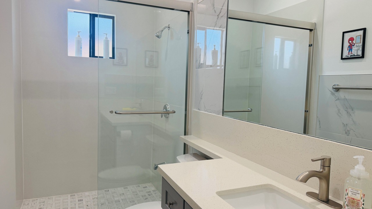 Photo of Bathroom in Midway City