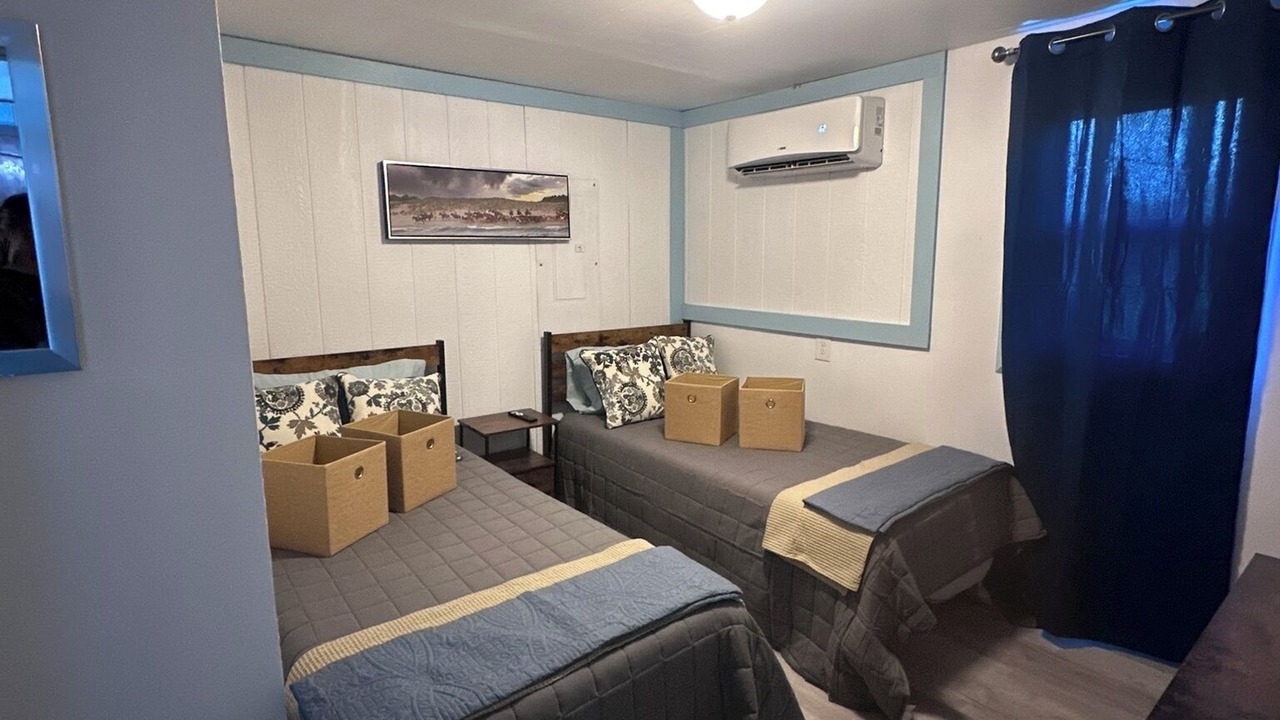 Photo of Bedroom in Deep Hole