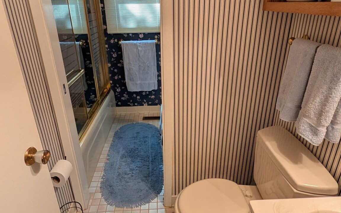Photo of Bathroom in Nekoosa