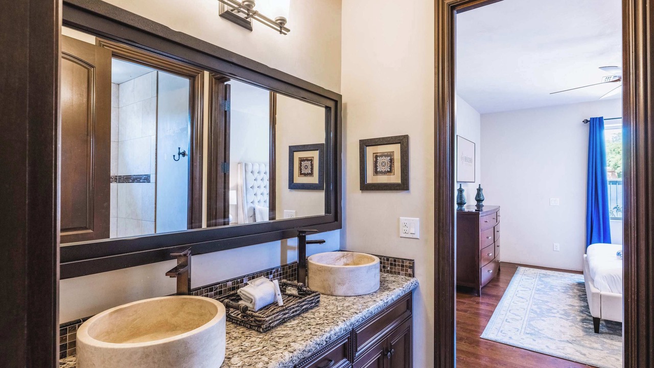 Photo of Bathroom in Central Scottsdale