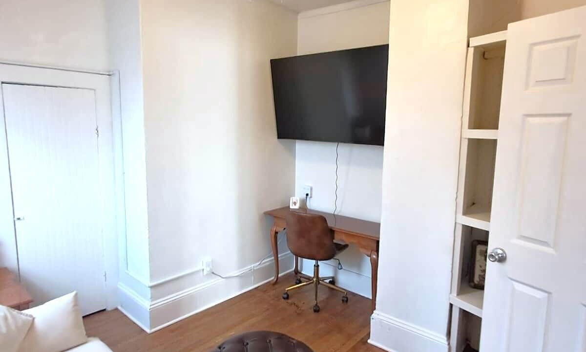 Photo of Bedroom in Ames