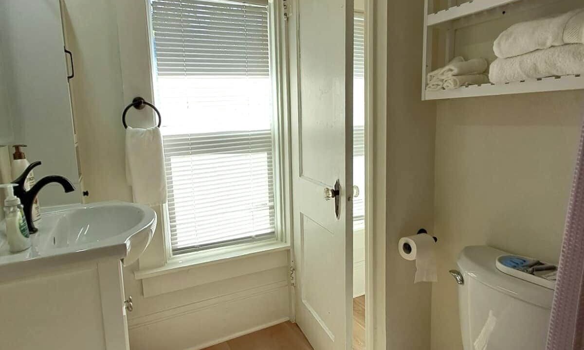 Photo of Bathroom in Ames