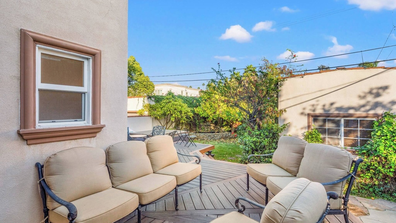 Photo of Patio Balcony in Beverly Hills