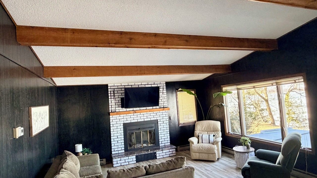 Photo of Livingroom in Alexandria