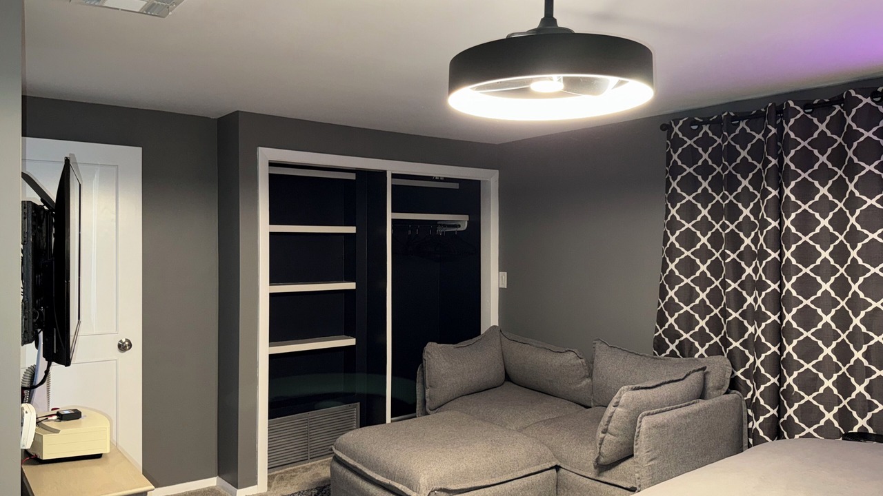 Photo of Bedroom in Harbor View - Orient Heights