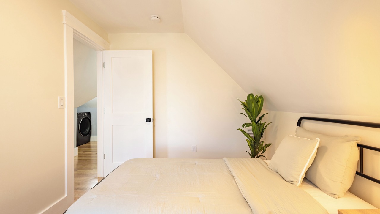 Photo of Bedroom in Neponset - Port Norfolk
