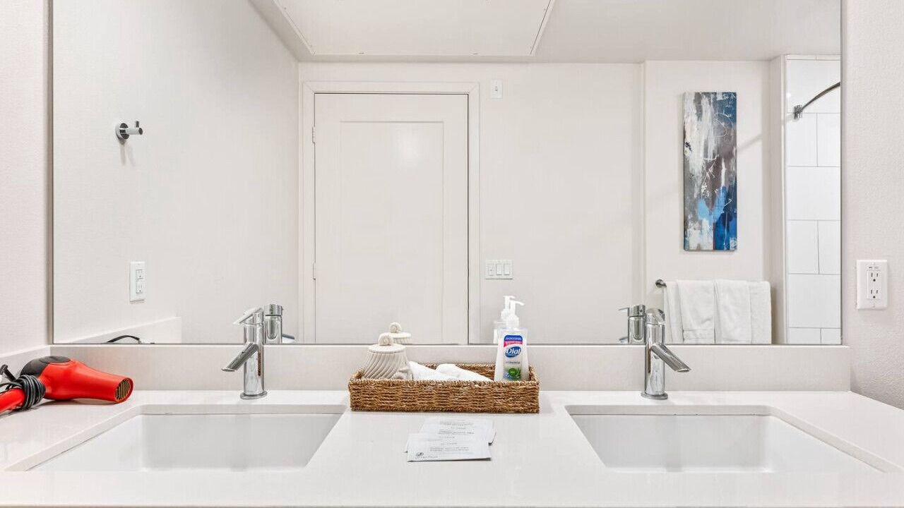 Photo of Bathroom in Santa Ana Heights