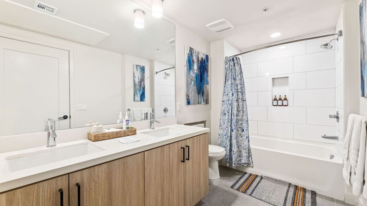 Photo of Bathroom in Santa Ana Heights