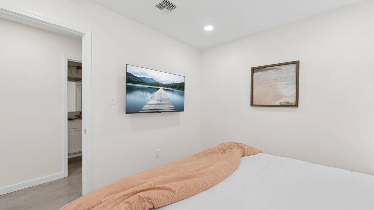 Photo of Bedroom in Lafayette