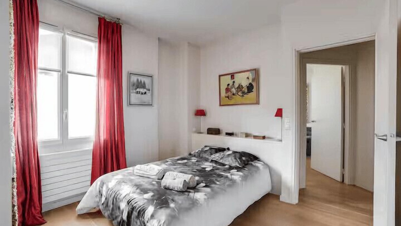 Photo of Bedroom in Saint-Cloud