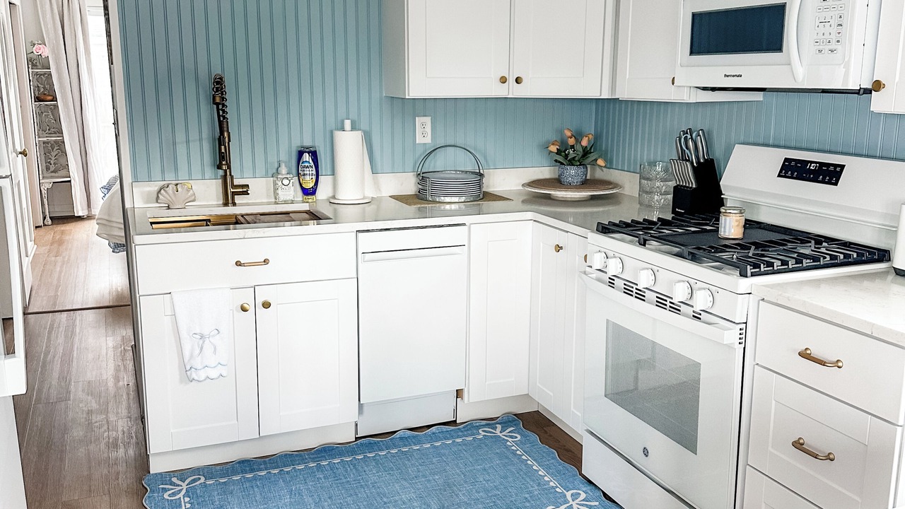 Photo of Kitchen in Sandwich
