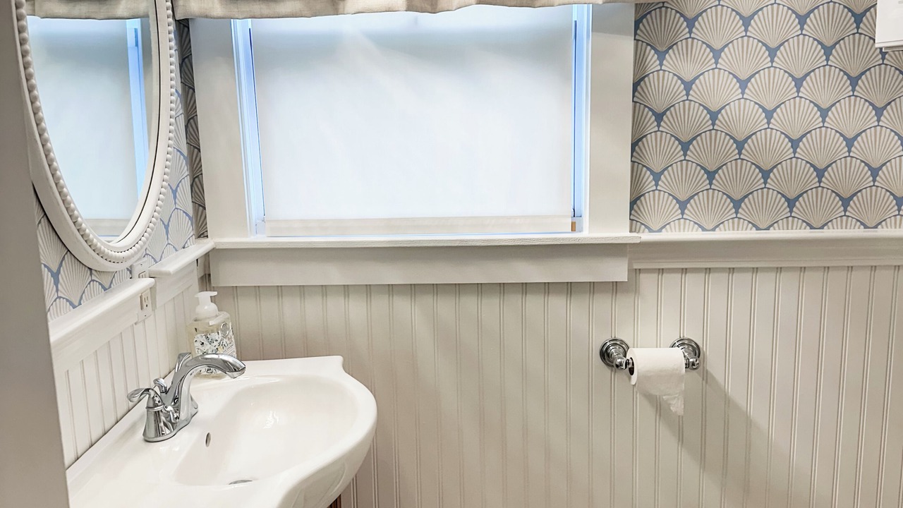 Photo of Bathroom in Sandwich