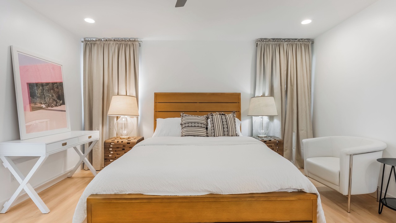 Photo of Bedroom in North Central