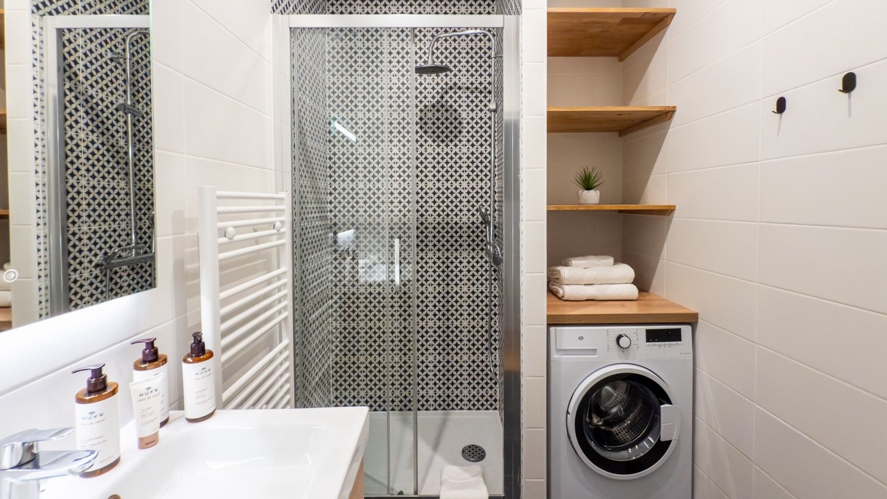 Photo of Bathroom in Chaussee-d'Antin