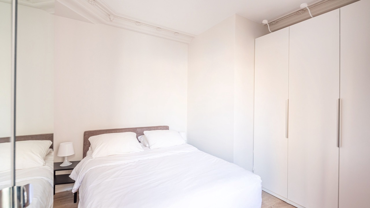 Photo of Bedroom in Notre-Dame-des-Champs