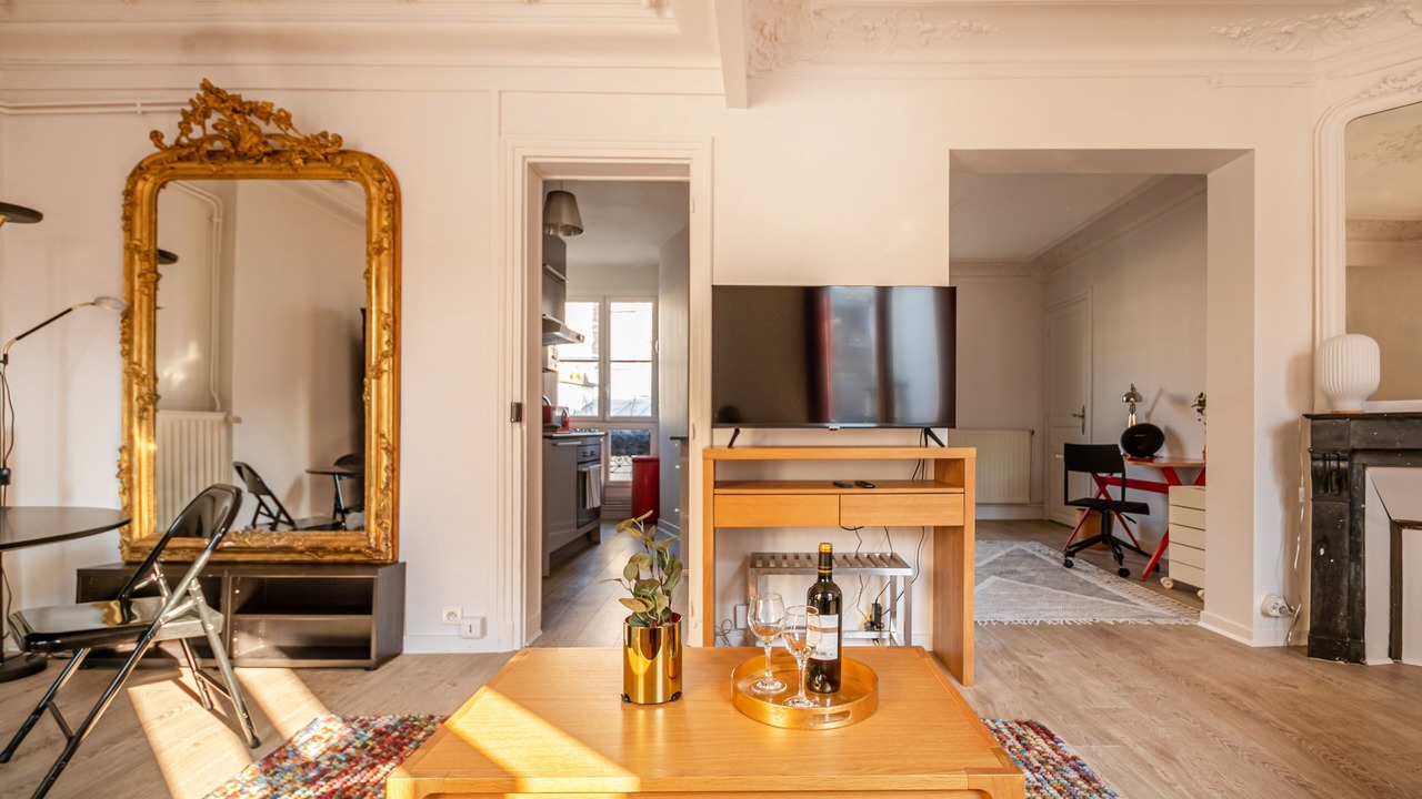 Photo of Livingroom in Notre-Dame-des-Champs