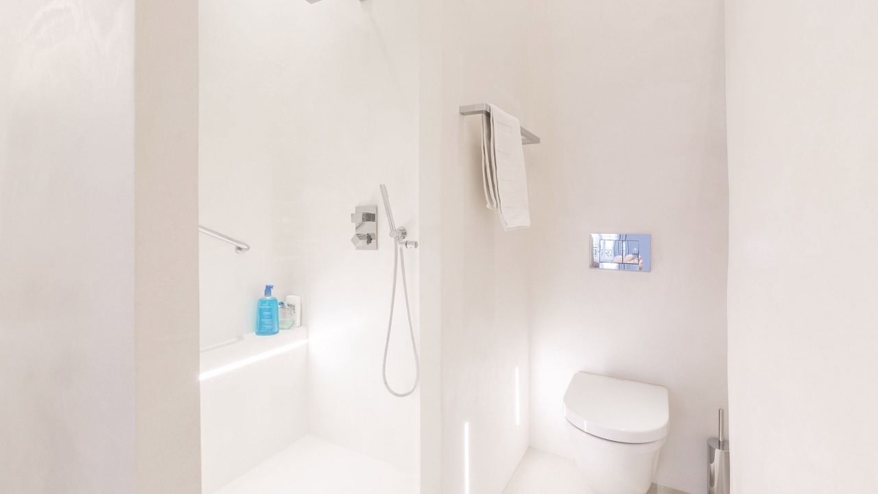 Photo of Bathroom in Les Iles