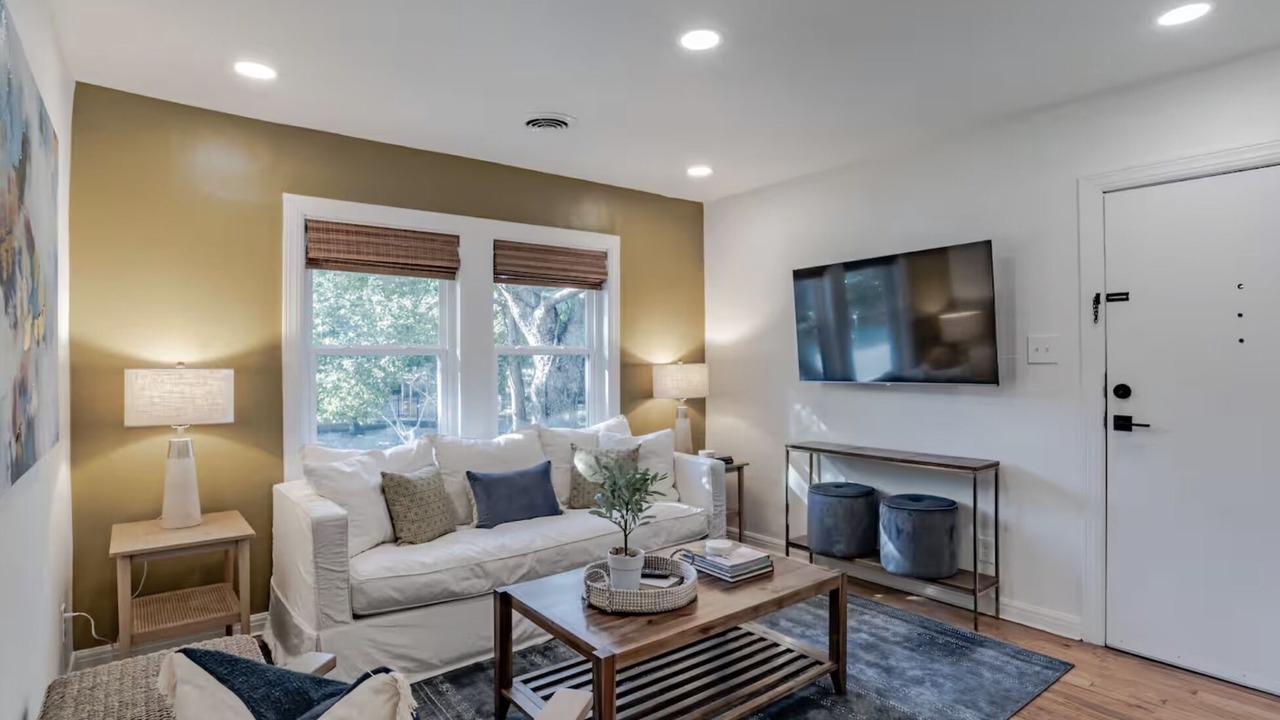 Photo of Livingroom in Hannon Park