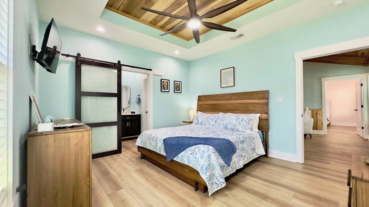 Photo of Bedroom in Long Beach