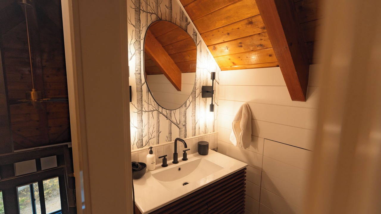 Photo of Bathroom in Running Springs