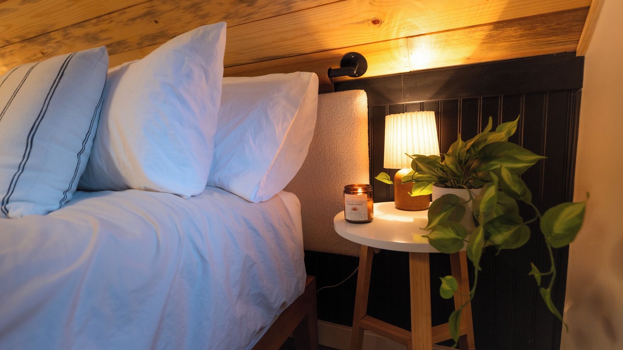 Photo of Bedroom in Running Springs