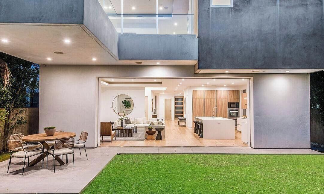 Photo of Outdoor in Melrose
