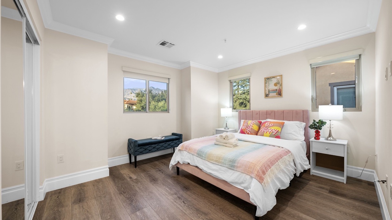 Photo of Bedroom in Pasadena