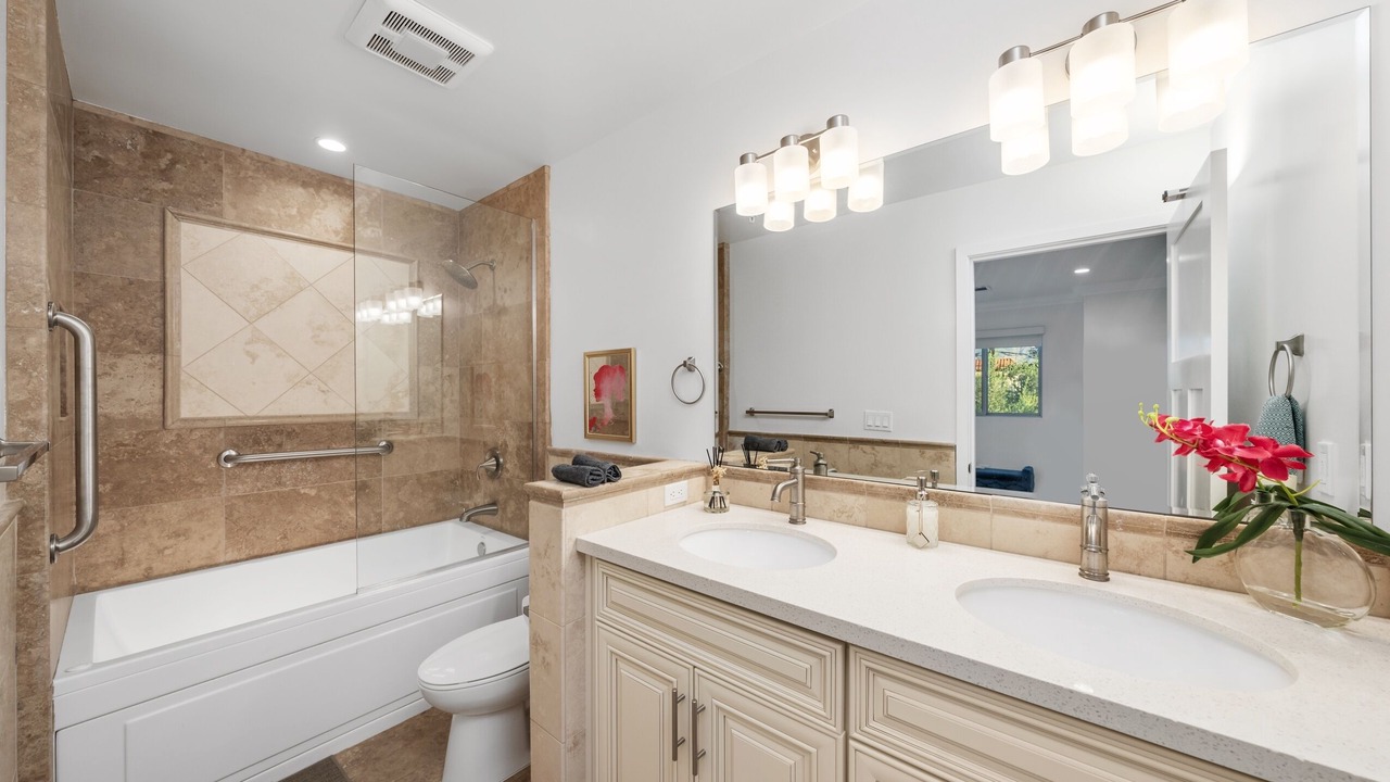 Photo of Bathroom in Pasadena