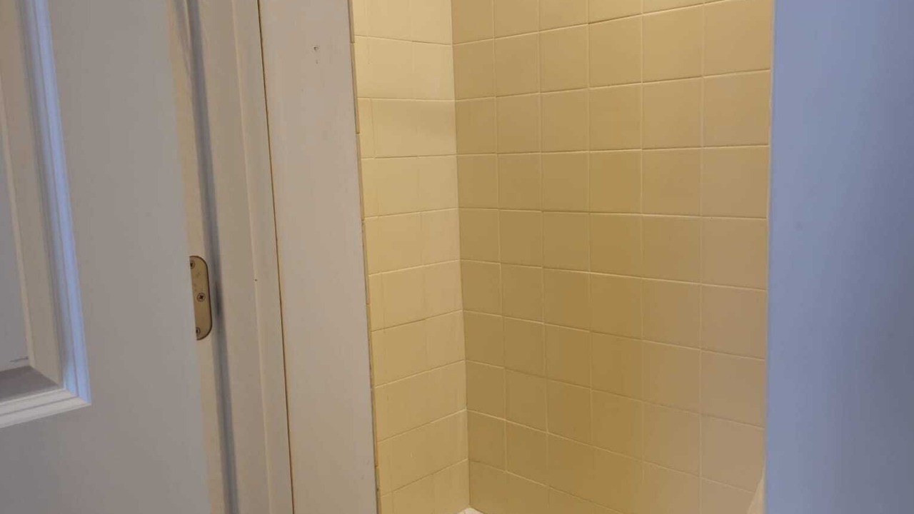 Photo of Bathroom in Kutzky Park