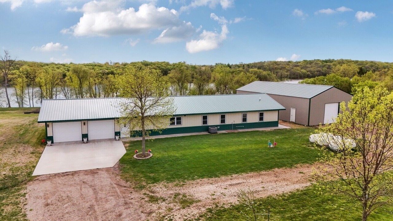 Photo of Outdoor in Underwood