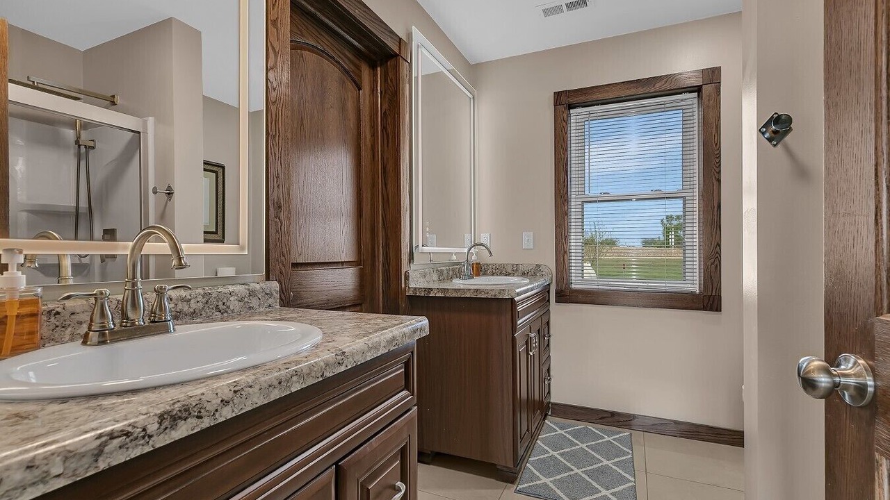 Photo of Bathroom in Underwood