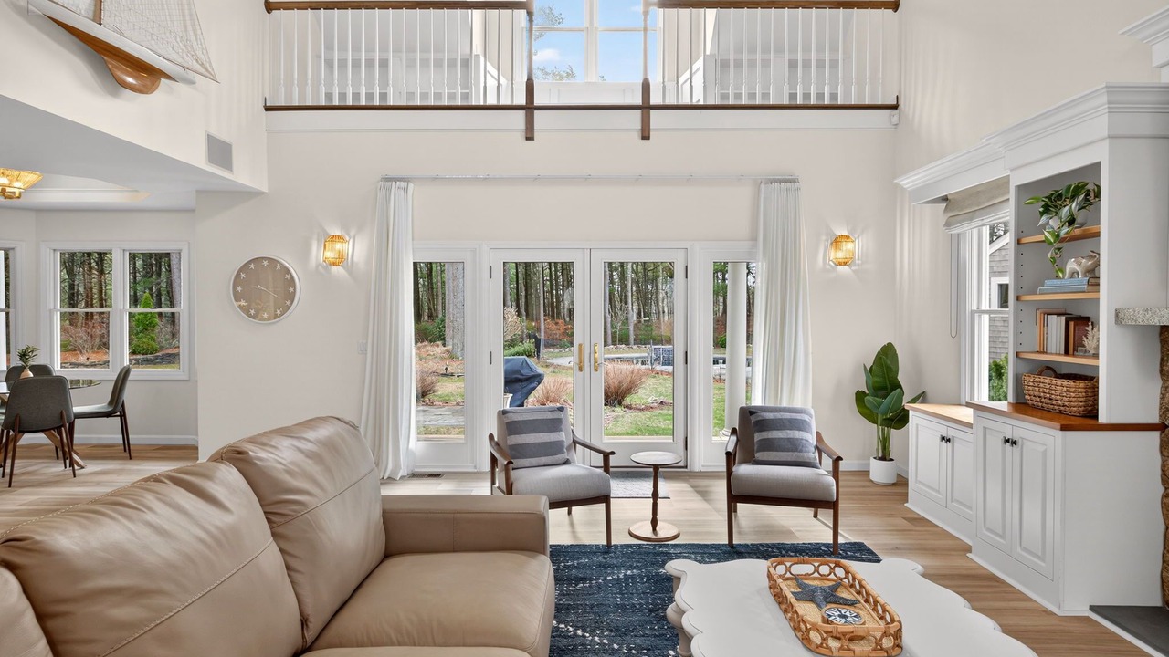 Photo of Livingroom in Sagamore