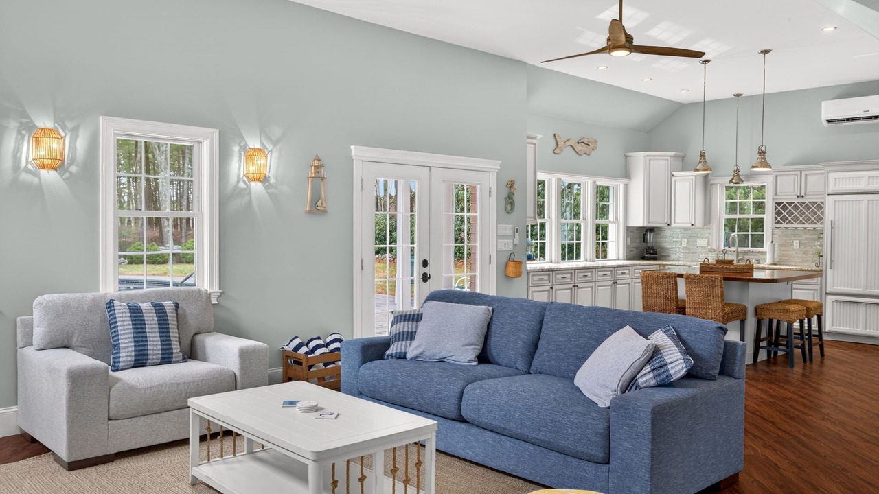 Photo of Livingroom in Sagamore