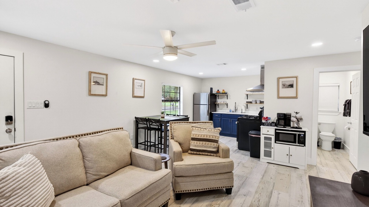Photo of Livingroom in Pass Christian