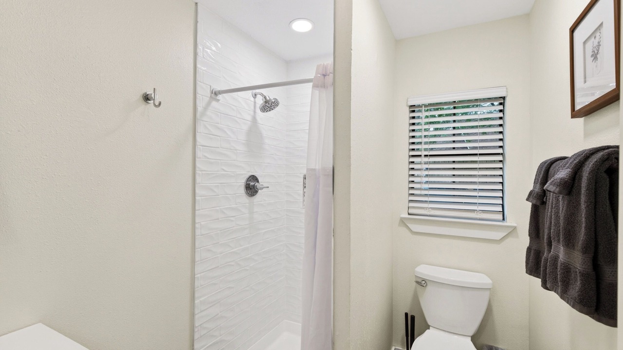 Photo of Bathroom in Pass Christian