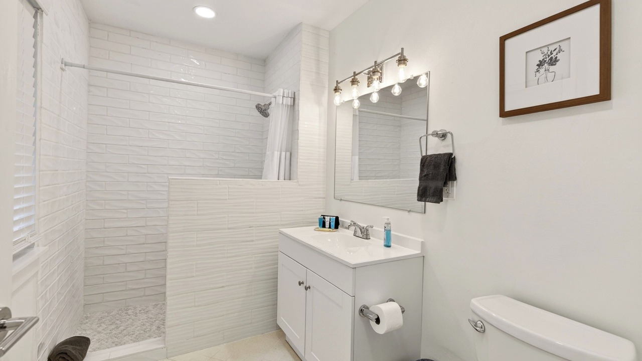 Photo of Bathroom in Pass Christian