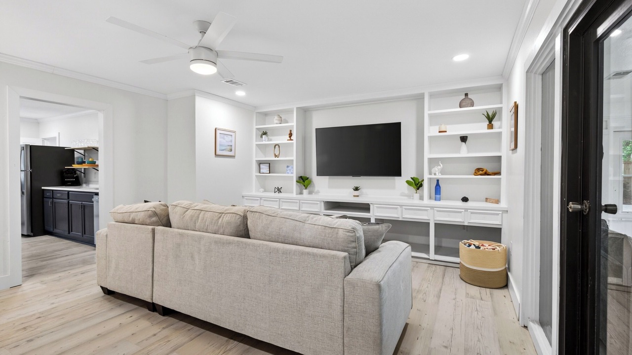 Photo of Livingroom in Pass Christian